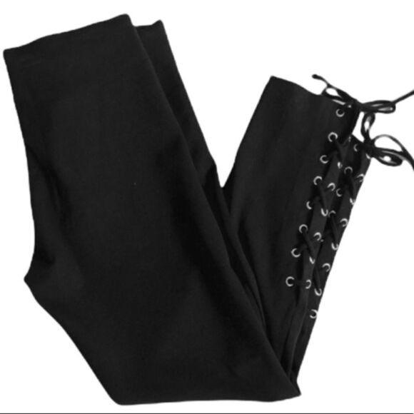 Black Legging! Retail $68 - Picture 6 of 7